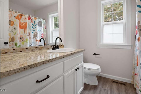 Tiny photo for 1044 SE Baywood Court, Bend, OR 97702 (MLS # 220222839)