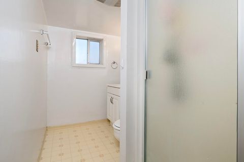 Tiny photo for 2361 Kings Highway, Medford, OR 97501 (MLS # 220214263)