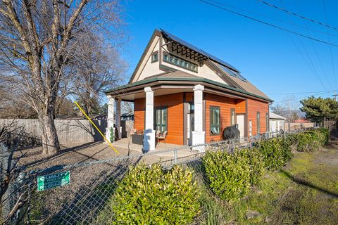 Tiny photo for 2361 Kings Highway, Medford, OR 97501 (MLS # 220214263)