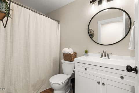 Tiny photo for 833 NW Maple Court, Redmond, OR 97756 (MLS # 220223502)