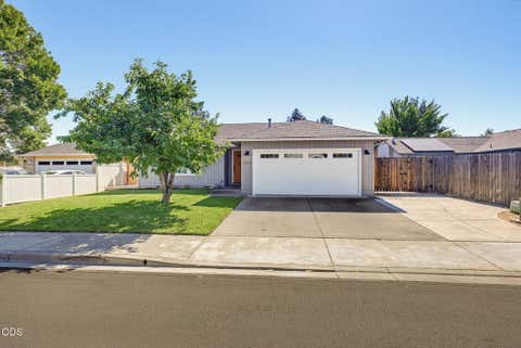 Photo of 2558 Alma Drive, Medford, OR 97504 (MLS # 220227356)