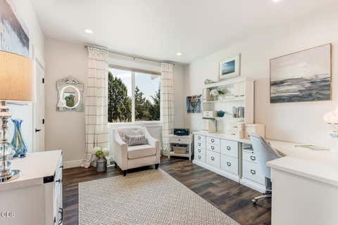 Tiny photo for 60870 Billadeau Road, Bend, OR 97702 (MLS # 220227279)