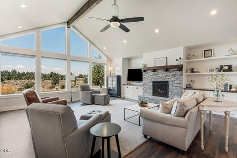 Tiny photo for 60870 Billadeau Road, Bend, OR 97702 (MLS # 220227279)