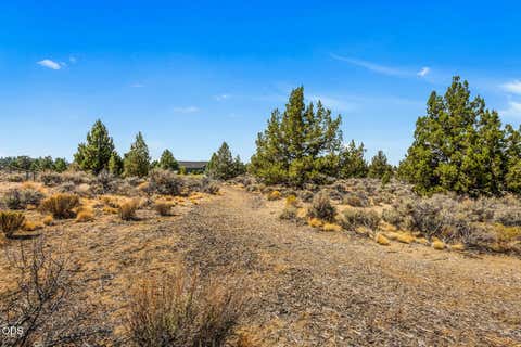 Tiny photo for 60870 Billadeau Road, Bend, OR 97702 (MLS # 220227279)