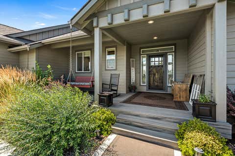 Tiny photo for 60870 Billadeau Road, Bend, OR 97702 (MLS # 220227279)