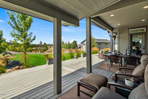 Tiny photo for 60870 Billadeau Road, Bend, OR 97702 (MLS # 220227279)