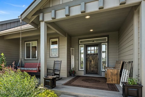 Tiny photo for 60870 Billadeau Road, Bend, OR 97702 (MLS # 220227279)