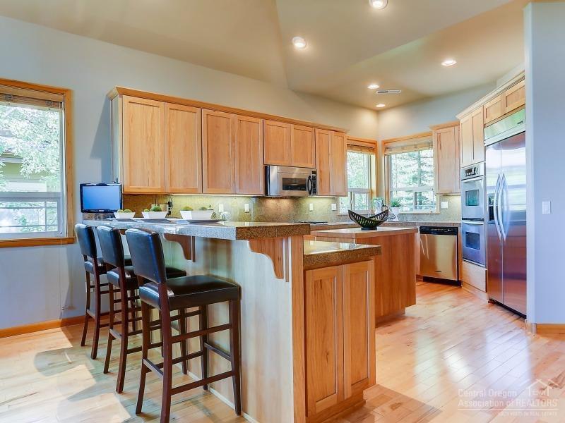 Skyliner Summit - Residential