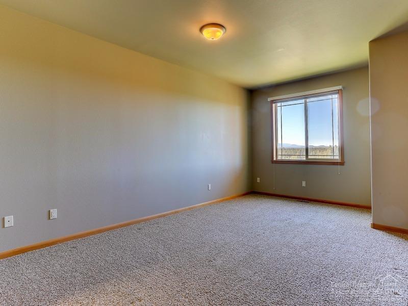 Skyliner Summit - Residential