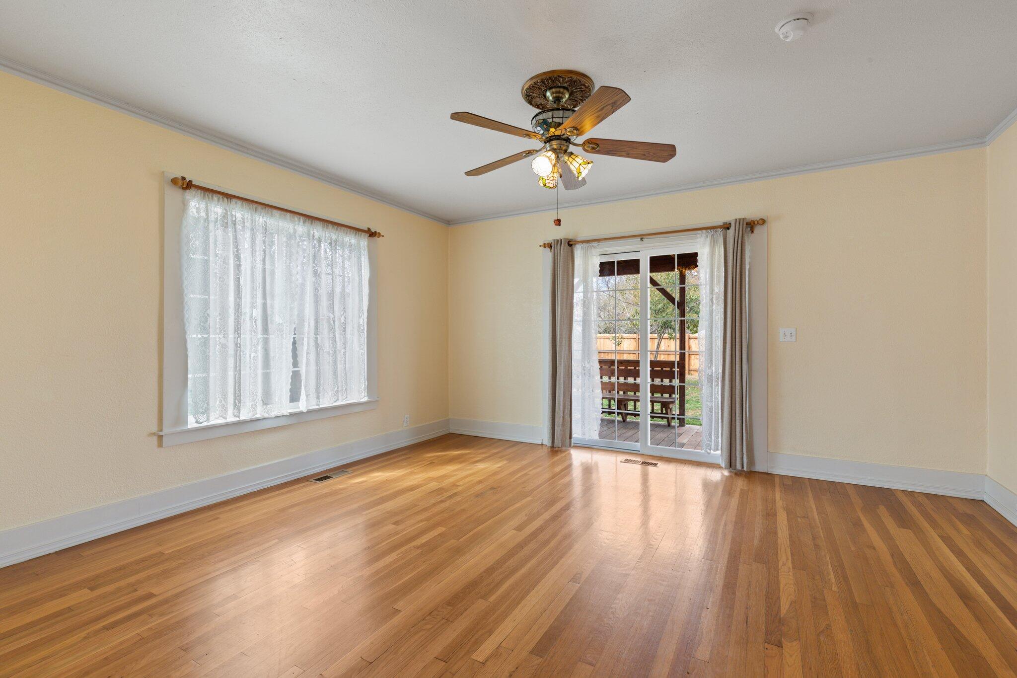 Creston Heights Addition - Residential