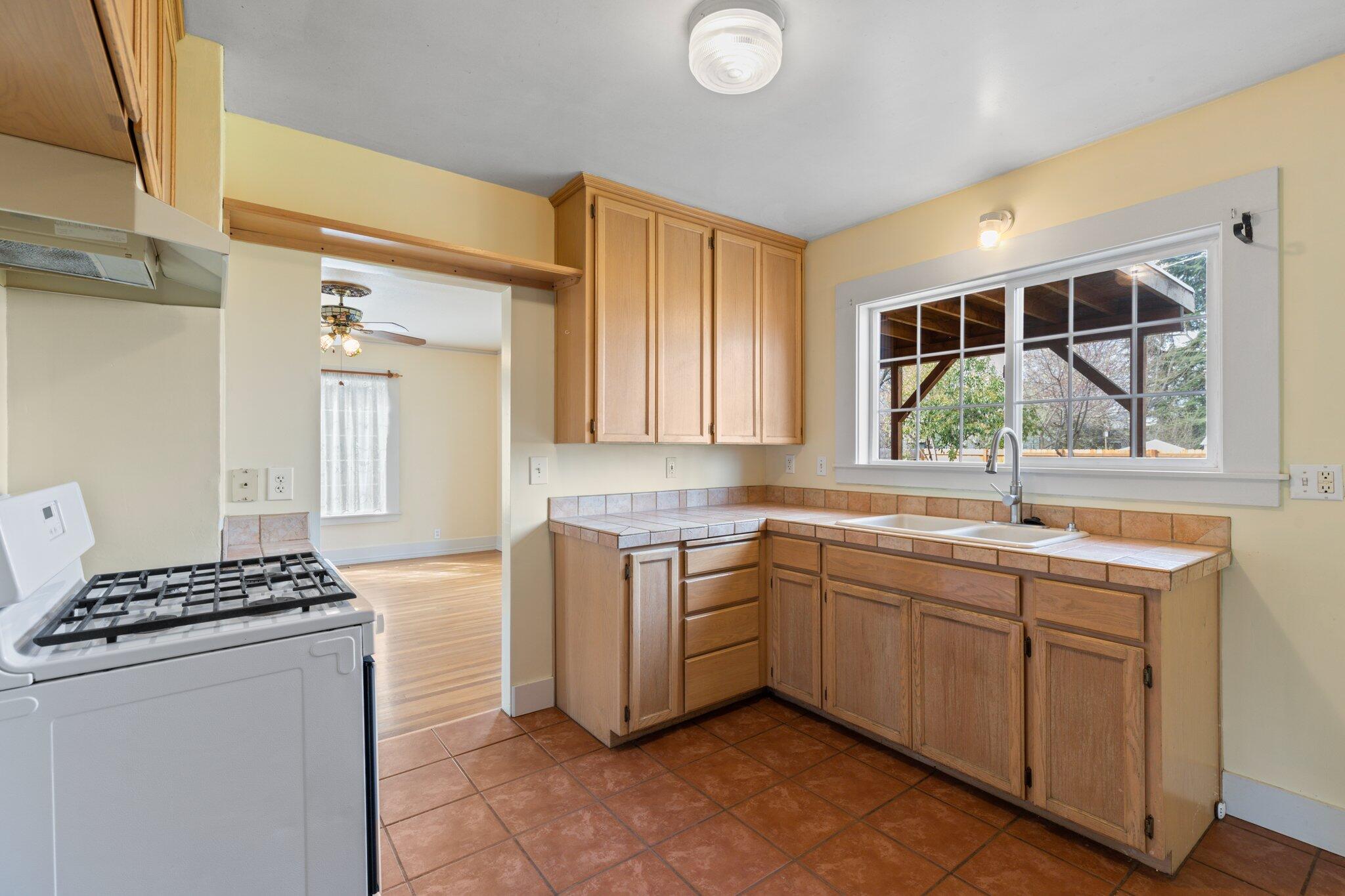 Creston Heights Addition - Residential