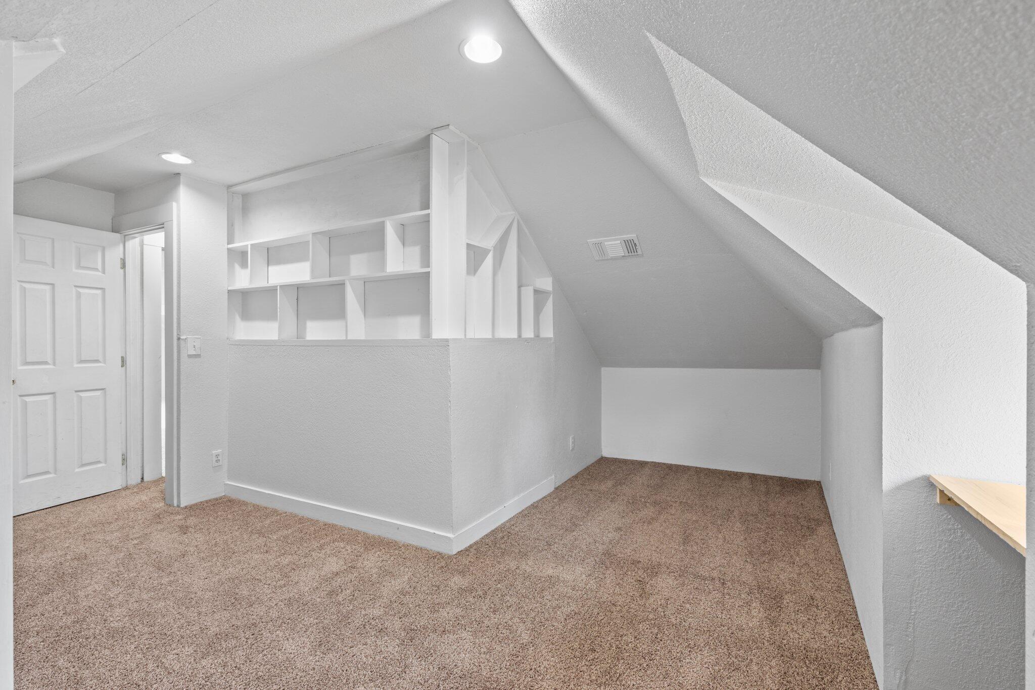 Creston Heights Addition - Residential