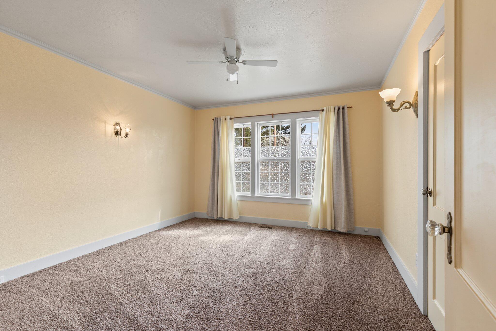 Creston Heights Addition - Residential