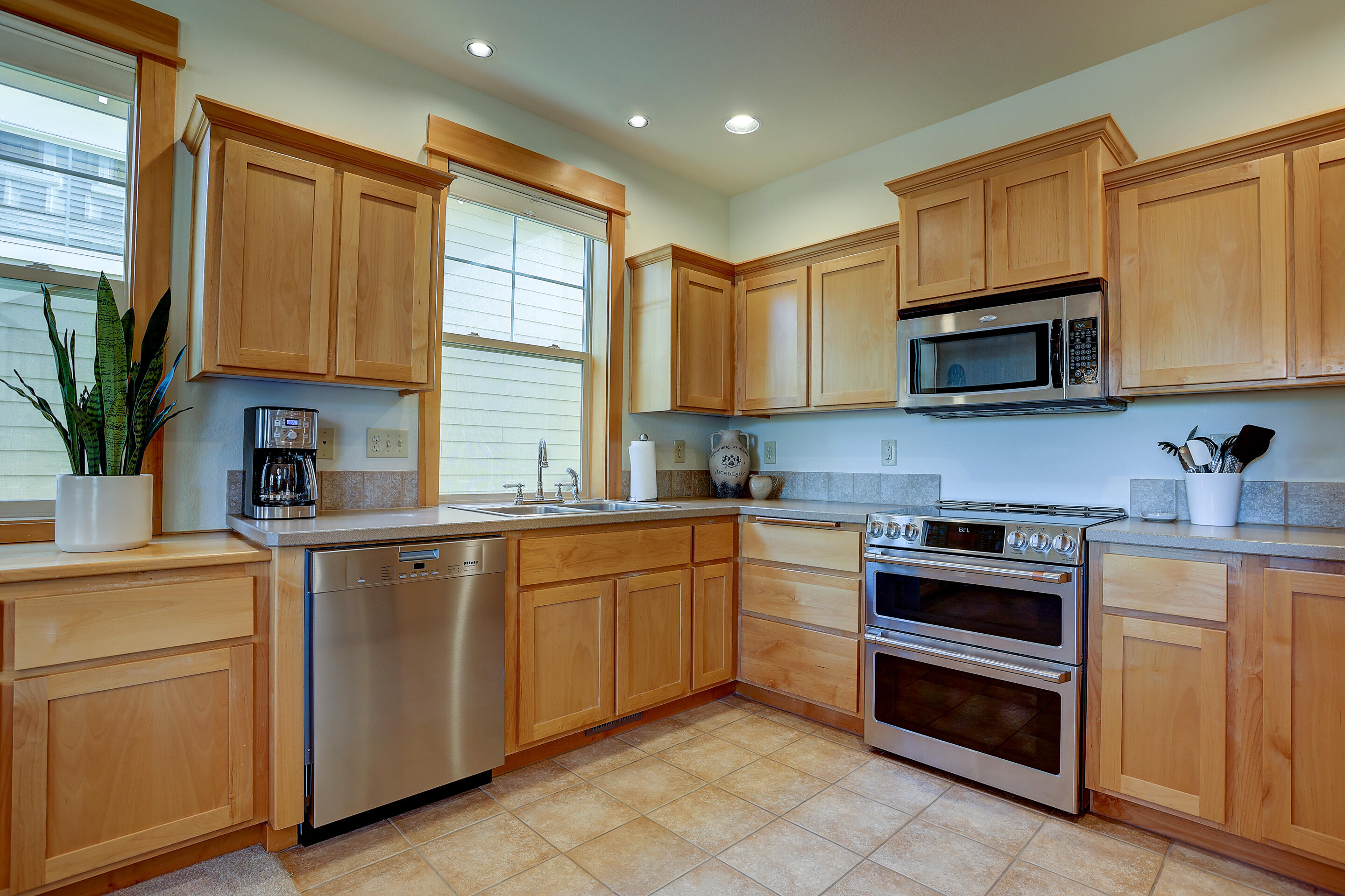 Eagle Crest - Residential