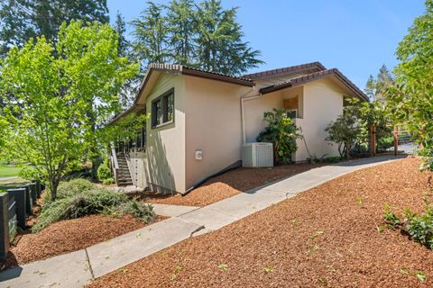 Tiny photo for 157 Littrell Drive, Medford, OR 97504 (MLS # 220220032)