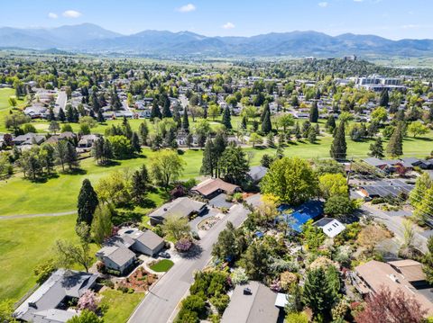 Tiny photo for 157 Littrell Drive, Medford, OR 97504 (MLS # 220220032)