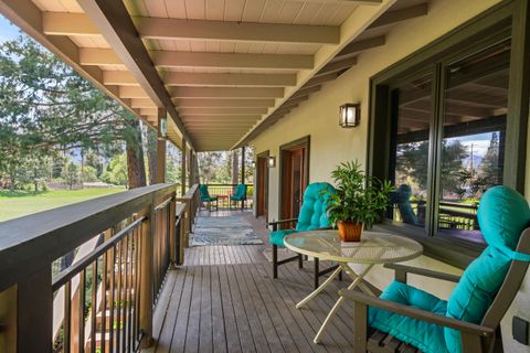 Tiny photo for 157 Littrell Drive, Medford, OR 97504 (MLS # 220220032)