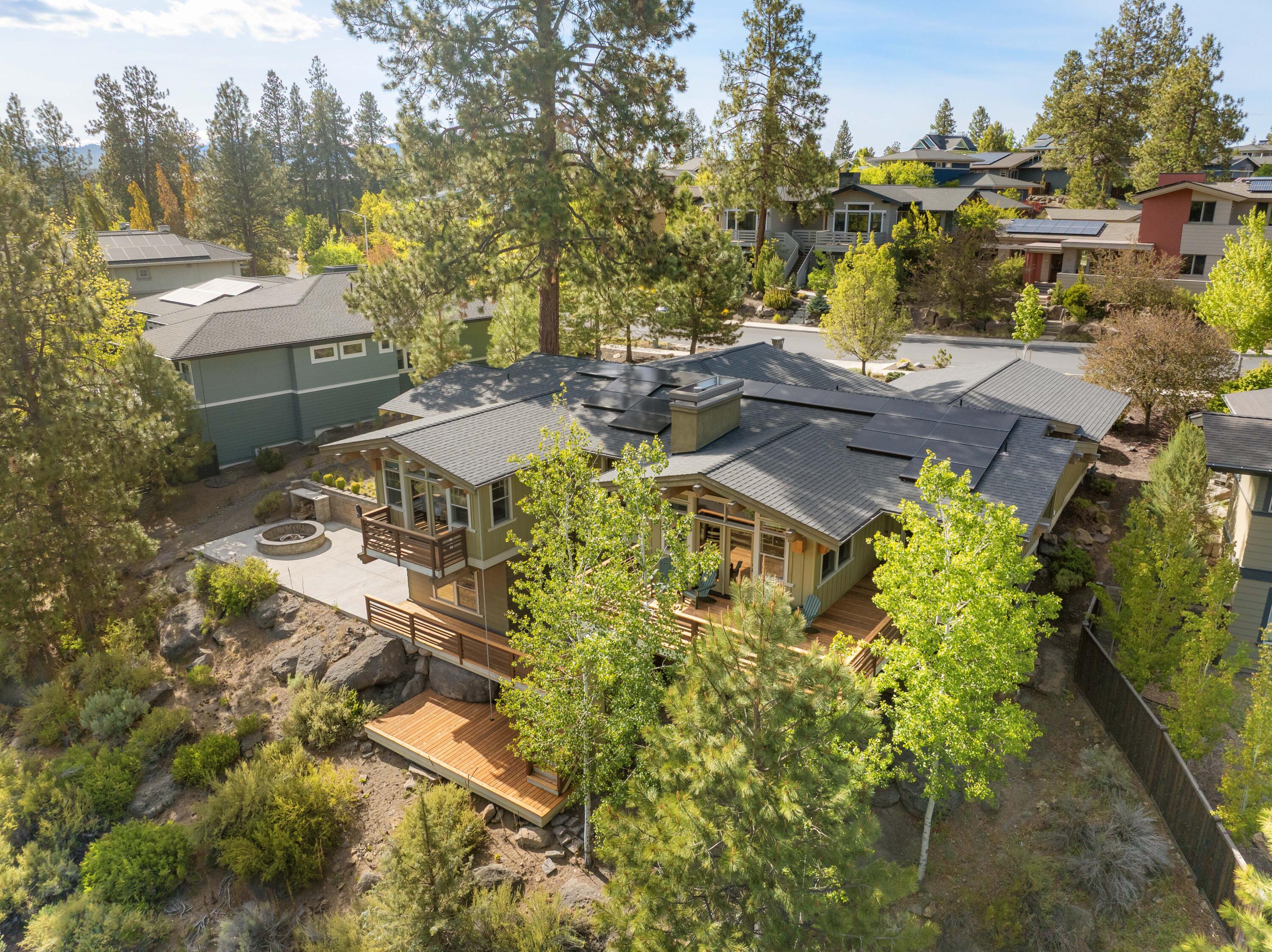 2176 NW Lolo Drive