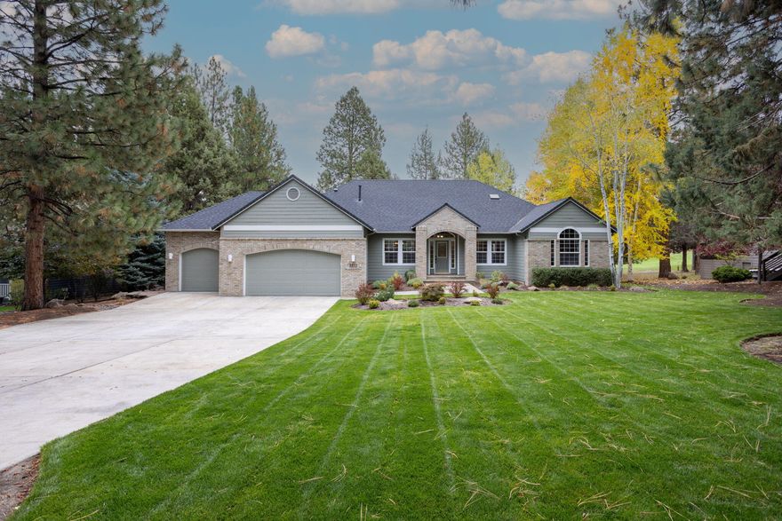 Excellent single level home on .44 acre in the popular Awbrey Glen golf community. Located on the 17th Fairway, this updated open floor plan has over $175,000 in improvements - all new HVAC system, roof, hot water heater, flooring, most windows replaced & Hunter Douglas energy efficient shades installed throughout, paint inside & out, stone fireplace with custom built-ins, all new apliances, solid granite counter tops, sink / faucet in spacious kitchen, remodeled bathrooms, all new decking with cable railing & exterior Marquis Spa off primary bedroom - & so much more! Vaulted ceilings & large windows make this home light & bright with views over the large treed front yard & back golf course. With the over-sized three car-garage this home is exceptional & one of a kind!
Social & Golf memberships available, but not required.