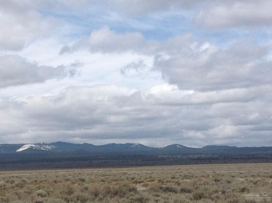 GETAWAY CABIN on 10 Acres with Views. Bring your horses, ATVs, Bikes. Enjoy the camping, riding trails, wildlife, unobstructed views for star gazing. Surrounded by high desert, minutes from Horse Ridge Trailhead, China Hat & Pine Mountain Observatory. Just 30 minutes to Bend. Hwy 20 east just over Horse Ridge to Mile Post 21, turn right down Fort Rock Rd about 1.5 miles. OWC and/or Trade.