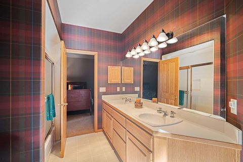 Tiny photo for 17685 Warbler West Lane #6, Sunriver, OR 97707 (MLS # 220217662)