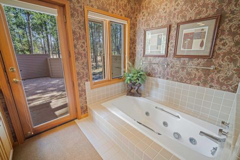 Tiny photo for 17685 Warbler West Lane #6, Sunriver, OR 97707 (MLS # 220217662)