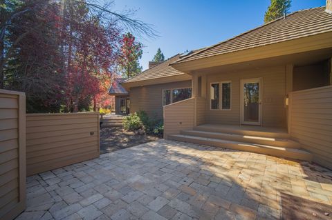 Tiny photo for 17685 Warbler West Lane #6, Sunriver, OR 97707 (MLS # 220217662)