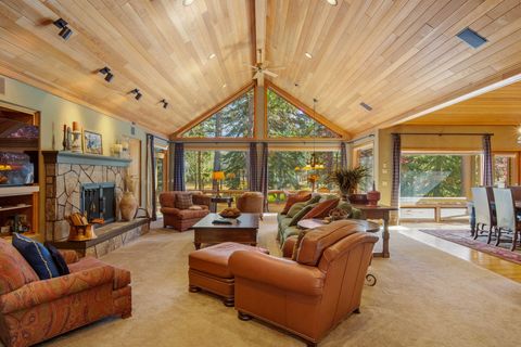 Tiny photo for 17685 Warbler West Lane #6, Sunriver, OR 97707 (MLS # 220217662)