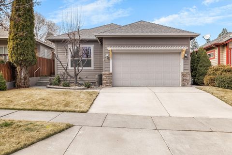 1245 SW Tanner Court Bend OR 97702