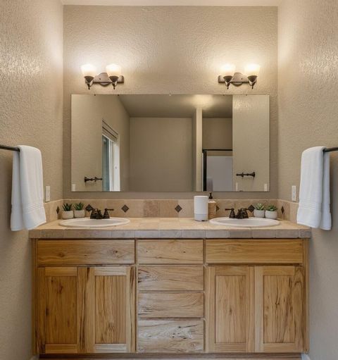 Tiny photo for 53591 Brookie Way, La Pine, OR 97739 (MLS # 220214451)