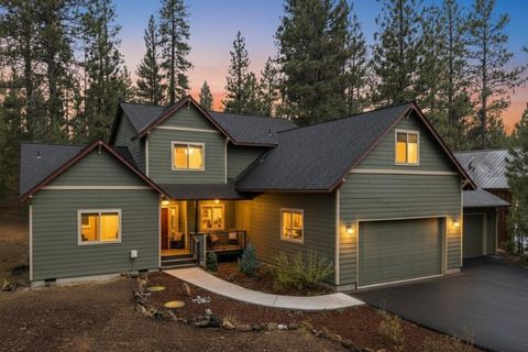 Tiny photo for 53591 Brookie Way, La Pine, OR 97739 (MLS # 220214451)