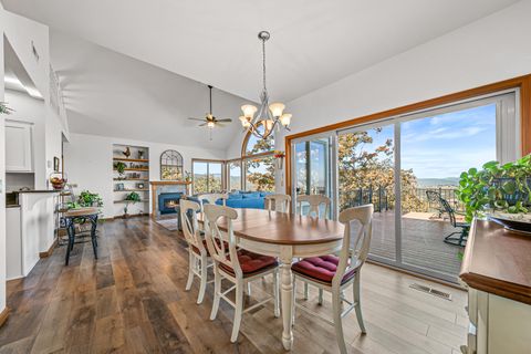 Tiny photo for 5227 Pioneer Road, Medford, OR 97501 (MLS # 220211246)