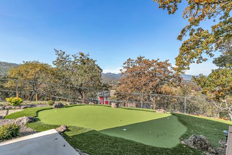 Tiny photo for 5227 Pioneer Road, Medford, OR 97501 (MLS # 220211246)