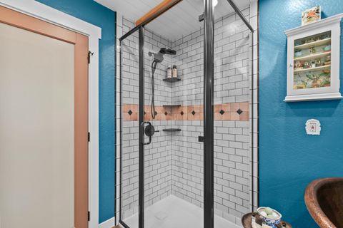 Tiny photo for 1417 Scott Street, Medford, OR 97504 (MLS # 220220027)