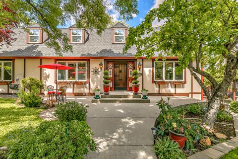 Tiny photo for 1417 Scott Street, Medford, OR 97504 (MLS # 220220027)