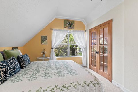 Tiny photo for 1417 Scott Street, Medford, OR 97504 (MLS # 220220027)