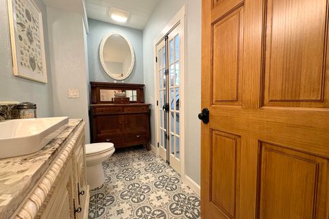 Tiny photo for 1417 Scott Street, Medford, OR 97504 (MLS # 220220027)