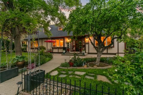 Photo of 1417 Scott Street, Medford, OR 97504 (MLS # 220220027)