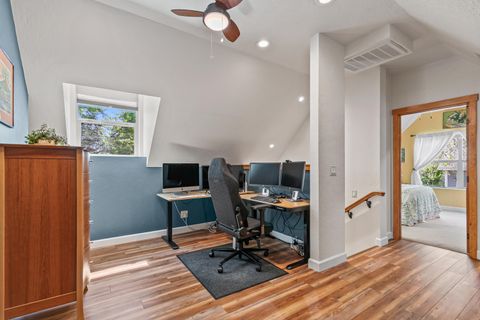 Tiny photo for 1417 Scott Street, Medford, OR 97504 (MLS # 220220027)