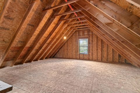 Tiny photo for 1417 Scott Street, Medford, OR 97504 (MLS # 220220027)