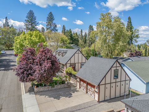 Tiny photo for 1417 Scott Street, Medford, OR 97504 (MLS # 220220027)