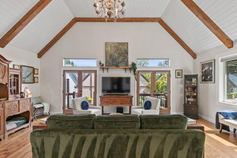 Tiny photo for 1417 Scott Street, Medford, OR 97504 (MLS # 220220027)