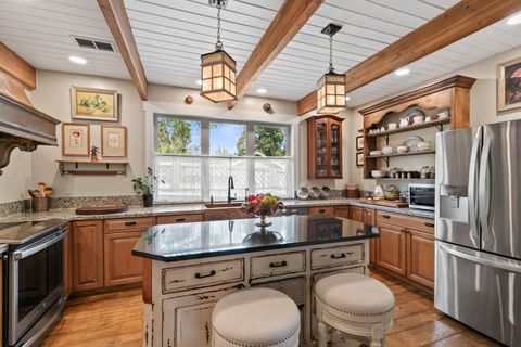 Tiny photo for 1417 Scott Street, Medford, OR 97504 (MLS # 220220027)