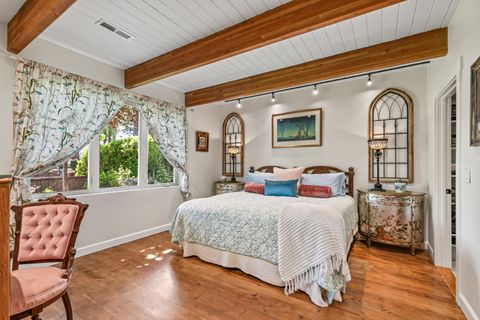 Tiny photo for 1417 Scott Street, Medford, OR 97504 (MLS # 220220027)