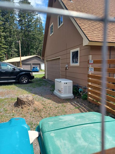 Tiny photo for 27233 Rocky Point Road, Klamath Falls, OR 97601 (MLS # 220221348)
