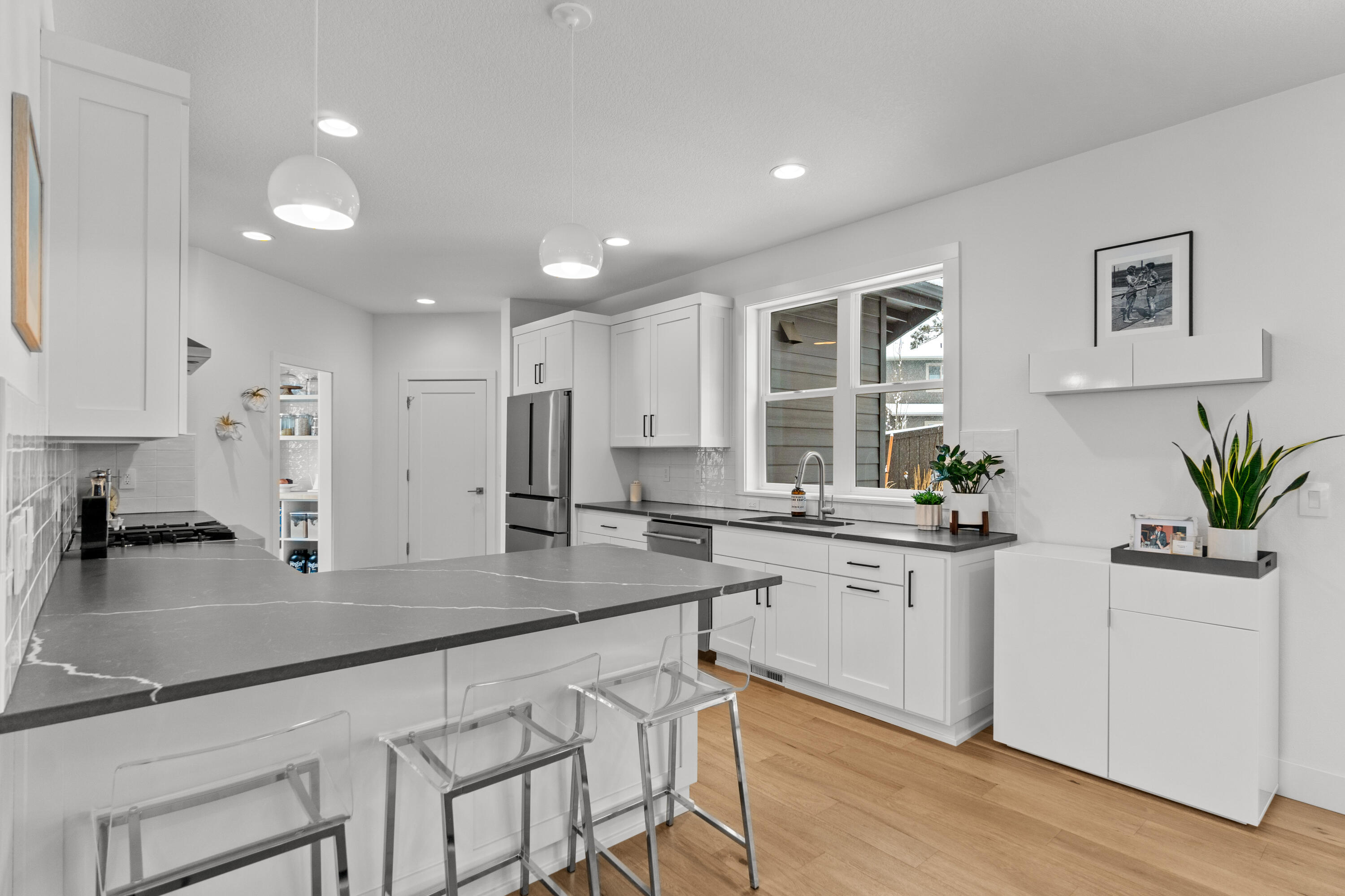 Marken Summit - Residential