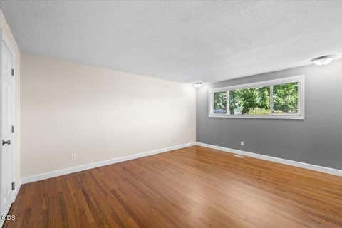 Tiny photo for 1751 Yukon Avenue, Medford, OR 97504 (MLS # 220227336)