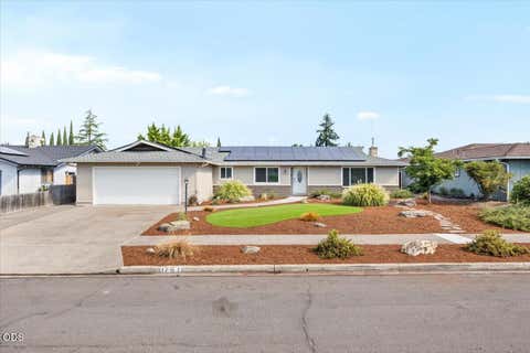 Tiny photo for 1751 Yukon Avenue, Medford, OR 97504 (MLS # 220227336)