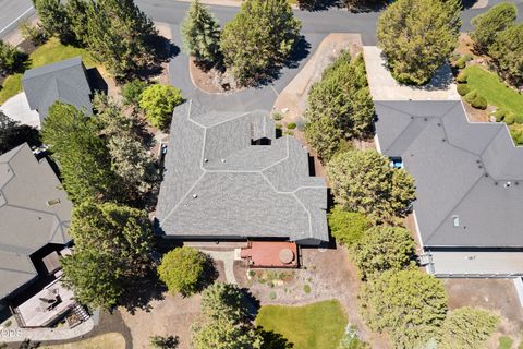 Tiny photo for 474 Tanager Drive, Redmond, OR 97756 (MLS # 220224630)