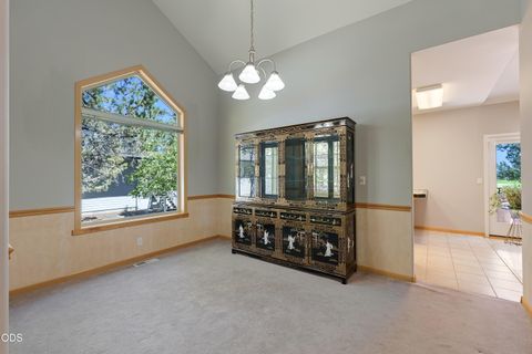 Tiny photo for 474 Tanager Drive, Redmond, OR 97756 (MLS # 220224630)